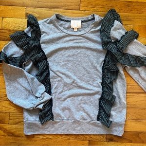 LONG SLEEVE TOP WITH RUFFLES